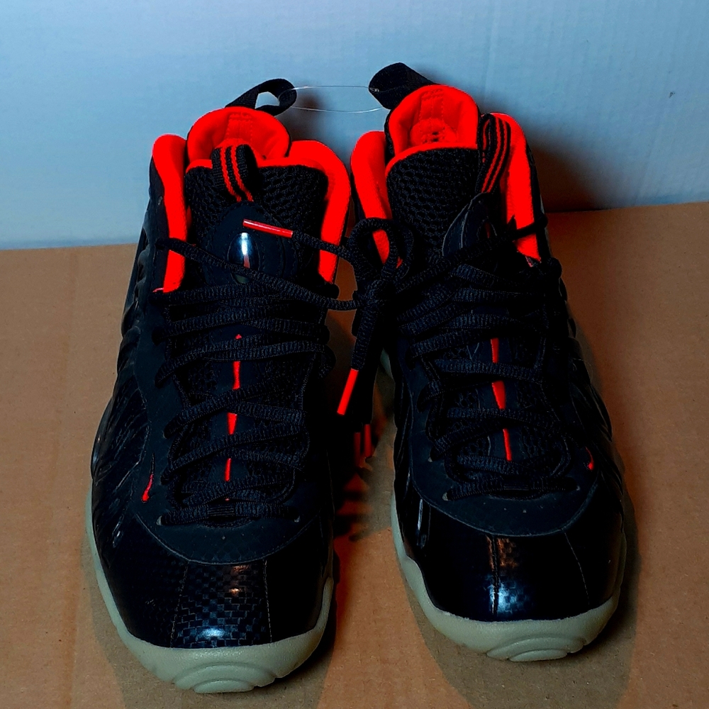 Nike foamposite Sneaker